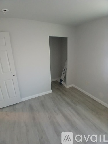 415 Lindenwood Drive 3 Beds Single Family Home for Rent - Photo gallery 5