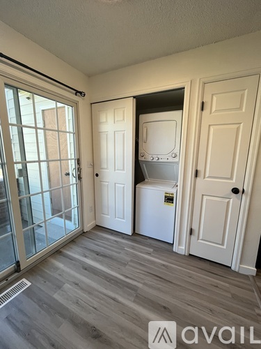 13722 East Lehigh Avenue 2 Beds Single Family Home for Rent - Photo gallery 4