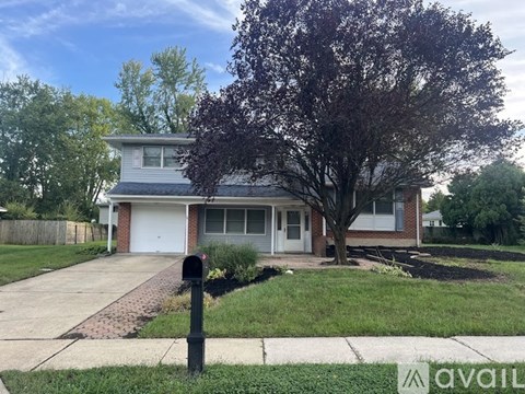 722 Chrysler Avenue 4 Beds Apartment for Rent