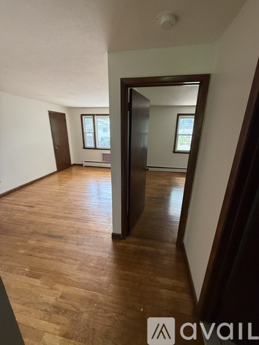 372 Park St 2 Beds Apartment for Rent - Photo gallery 1