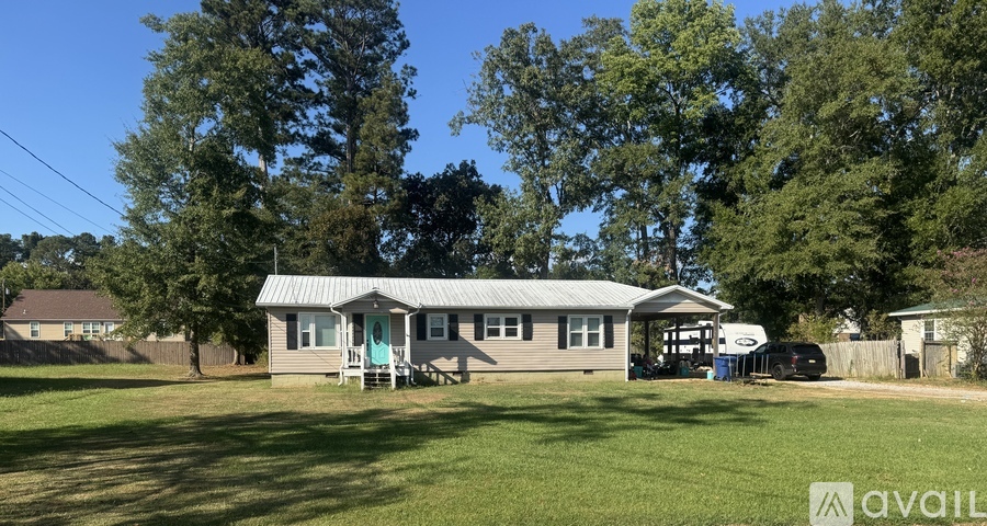 5606 2nd St 3 Beds Single Family Home for Rent - Photo gallery 2