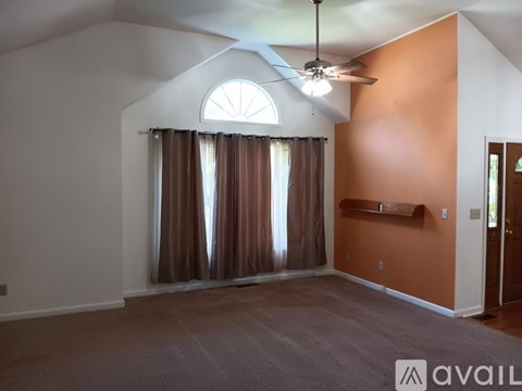 602 Forestdale Dr 3 Beds Apartment for Rent