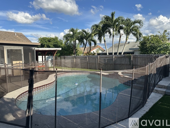 8208 Southwest 12th Place 4 Beds Single Family Home for Rent - Photo gallery 1