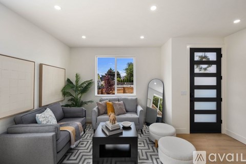 11746 Dayton Ave N 3 Beds Apartment for Rent