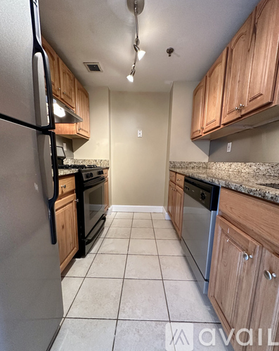15 N Beacon St 2 Beds Condo for Rent - Photo gallery 4