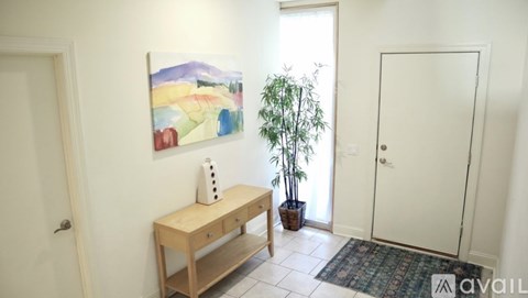 322 W Cresse Ave 6 Beds Apartment for Rent
