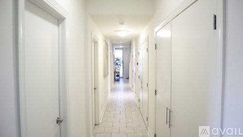 322 W Cresse Ave 6 Beds Apartment for Rent