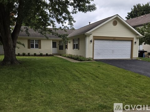 327 Farmhill Cir 3 Beds Apartment for Rent