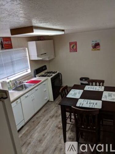 9262 South 3825 West 3 Beds Single Family Home for Rent - Photo gallery 5