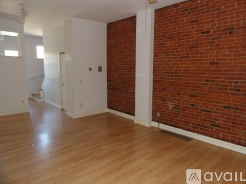 160 Park St 2 Beds Apartment for Rent