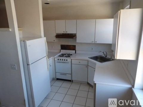 160 Park St 2 Beds Apartment for Rent