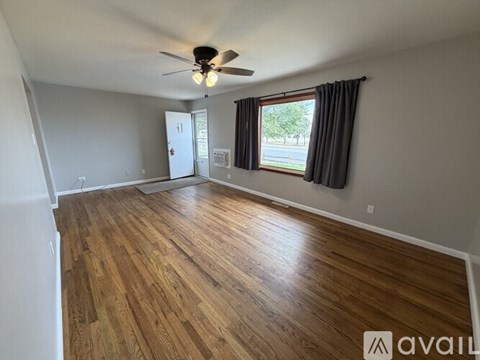 3421 East 12Th Street 3 Beds Apartment for Rent