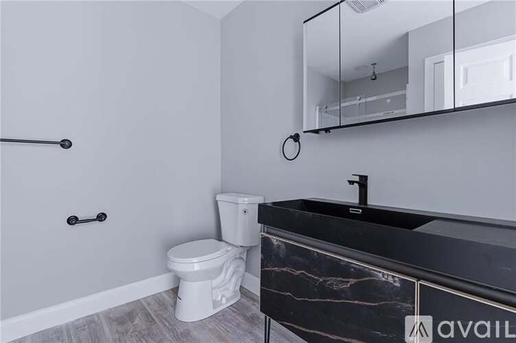 387 Broad St Studio Apartment for Rent - Photo gallery 5