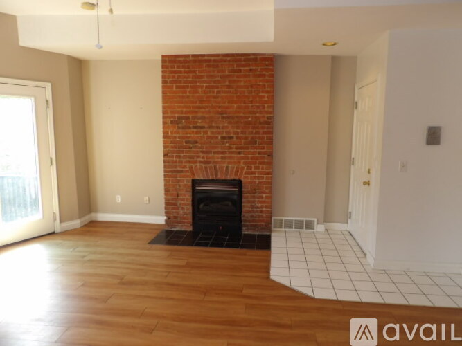 160 Park St 2 Beds Apartment for Rent - Photo gallery 4