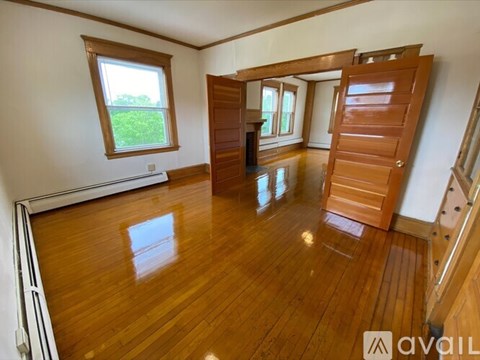 46 Main St 3 Beds Apartment for Rent