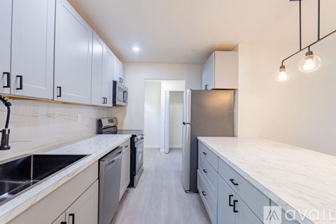 1421 Northwest 32Nd Avenue 4 Beds Apartment for Rent