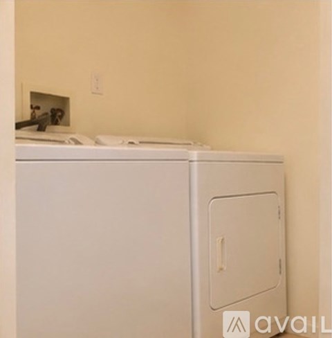 105A North St 3 Beds Apartment for Rent