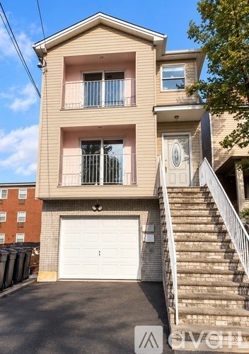 105A North St 3 Beds Apartment for Rent