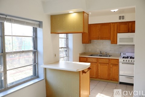 10 Sherman Terrace 2 Beds Apartment for Rent