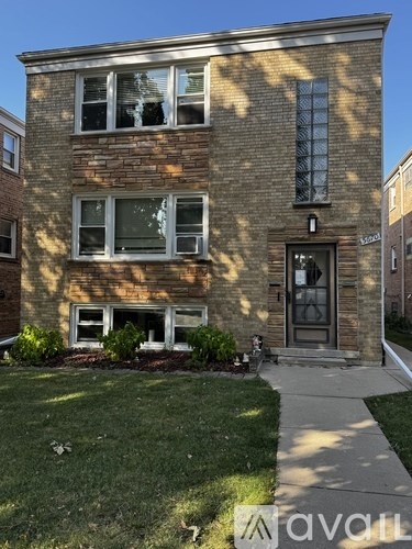 5670 West Higgins Avenue 2 Beds Apartment for Rent
