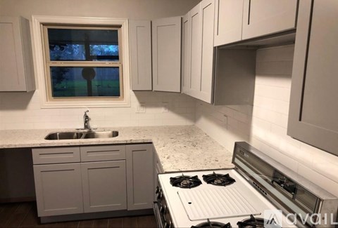 510 Shane St 3 Beds Apartment for Rent