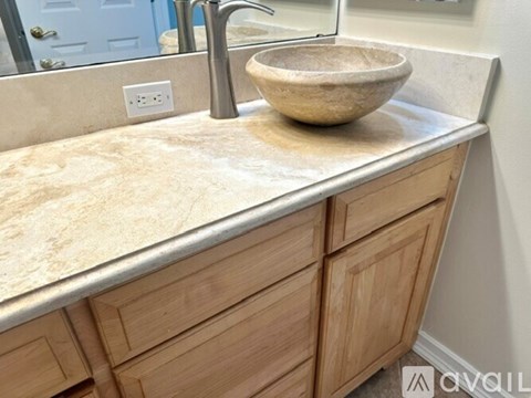 5220 3Rd Manor 3 Beds Apartment for Rent