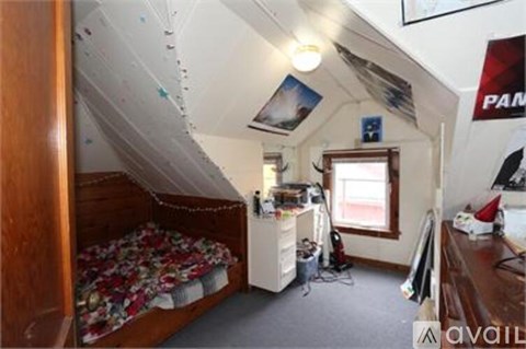 11 West Street 8 Beds Apartment for Rent