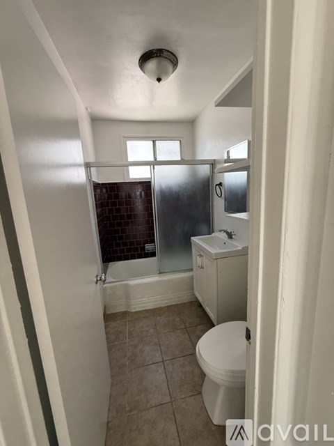 7347 Bakman Ave 2 Beds Apartment for Rent