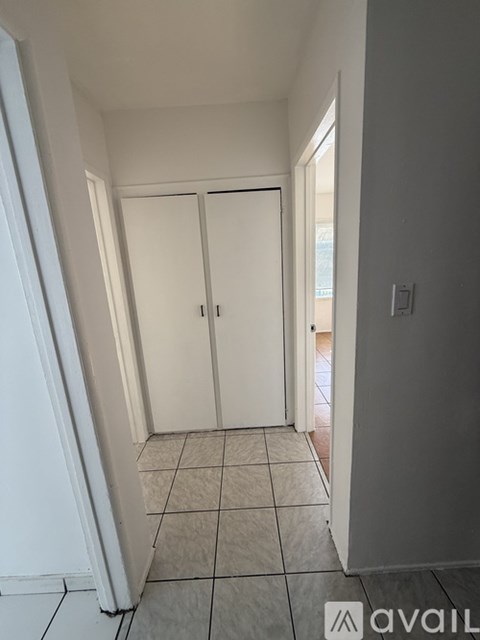 7347 Bakman Ave 2 Beds Apartment for Rent
