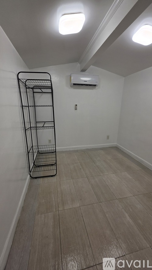 6045 Dawson St 1 Single Family Home for Rent - Photo gallery 3