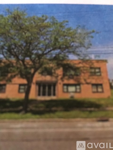 17939 Lakeshore Blvd 1 Apartment for Rent