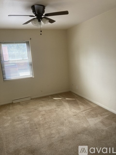 17939 Lakeshore Blvd 1 Apartment for Rent
