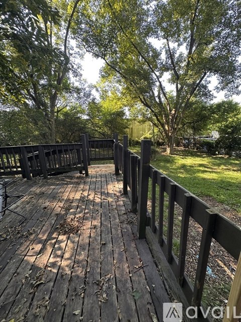 2616 Locust St 3 Beds Apartment for Rent