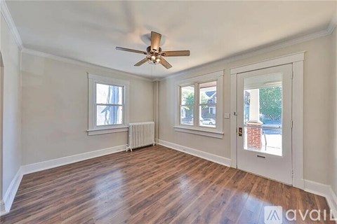 707 5Th Ave 5 Beds Apartment for Rent