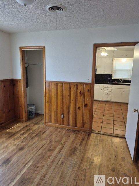 4100 South Crockett Street 3 Beds Apartment for Rent