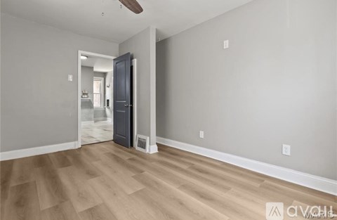 2123 69Th St 3 Beds Apartment for Rent