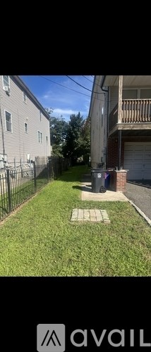 836 Hunterdon Street 3 Beds Apartment for Rent