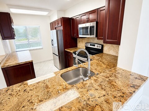 7076 Huntington Lane 2 Beds Apartment for Rent