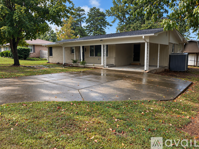 1417 9th St SE 3 Beds Single Family Home for Rent - Photo gallery 1