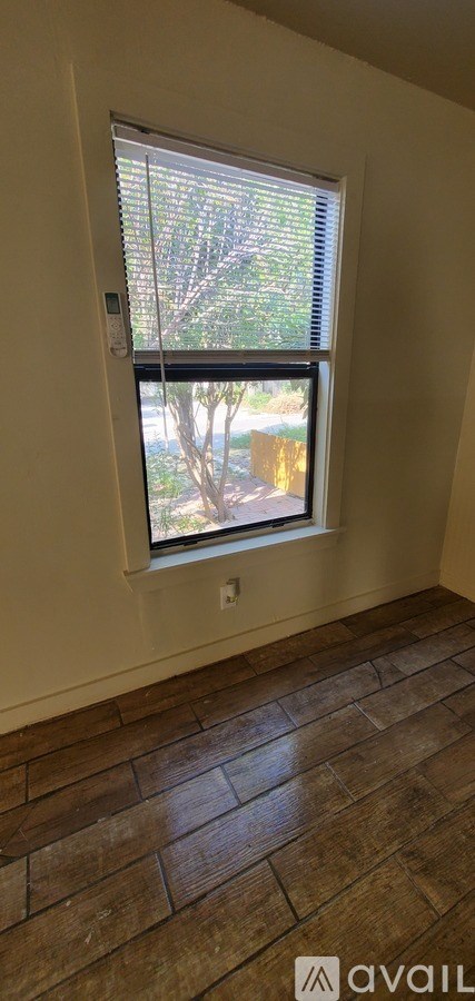 120 Vassar Lane-Olmos Park Terrace 2 Beds Apartment for Rent