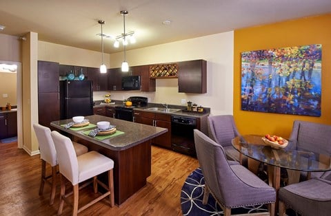 500 NE Horizon Drive Studio Apartment for Rent