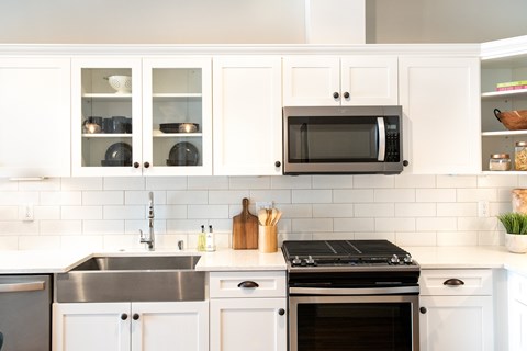 7700 N Port Washington Rd 1-3 Beds Apartment for Rent