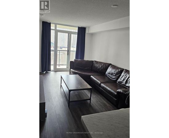 502 - 8 TRENT AVENUE 2 Beds Apartment, Condo, Home for Rent - Photo gallery 4