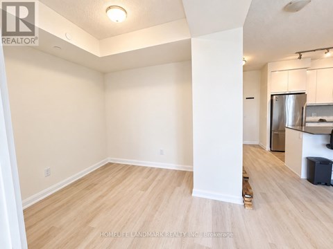 703 - 3260 SHEPPARD AVENUE E 3 Beds Apartment for Rent