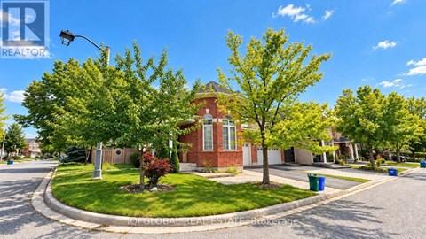3088 PORTREE CRESCENT 4 Beds Apartment for Rent