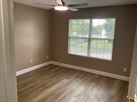 5237 Sinclair Dr 3 Beds Apartment for Rent