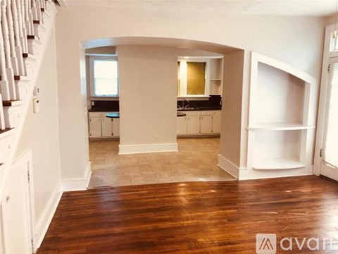 539 Ponce De Leon Avenue 2 Beds Apartment for Rent