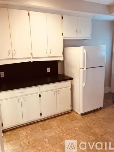 539 Ponce De Leon Avenue 2 Beds Apartment for Rent