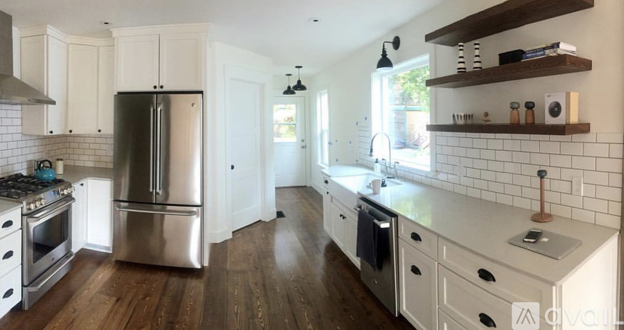 12 Lupfer Avenue 2 Beds Single Family Home for Rent - Photo gallery 2