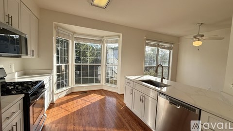 47612 Watkins Island Square 4 Beds Apartment for Rent